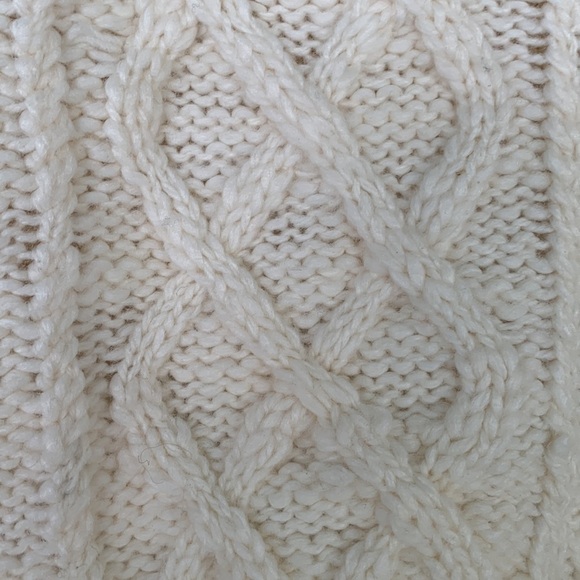 Banana Republic Fisherman Cable Chunky Knit Crewneck Wool Blend Tan Sweater XS - Picture 5 of 16